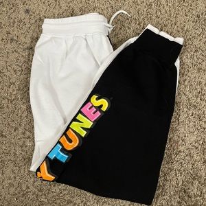 Looney Tunes Sweats